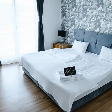 Flora Hotel Waldstetten (Ostalbkreis)